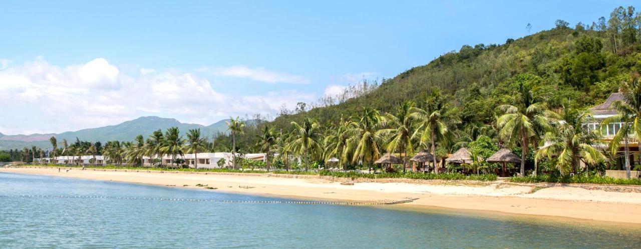 Que Toi Village Resort Phu Yen Song Cau Eksteriør billede
